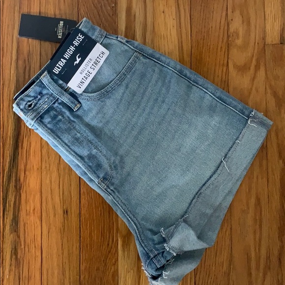 hollister ultra high rise shorts
